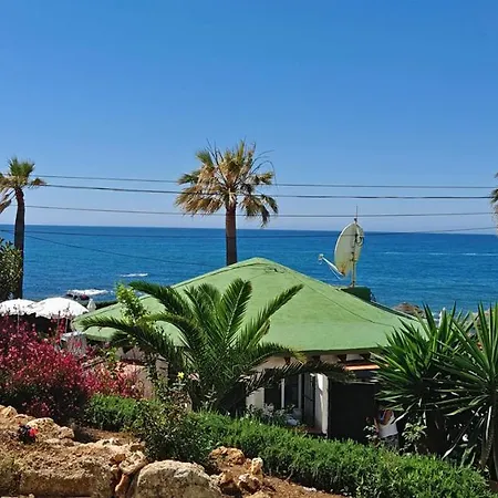 Flores Del Mar Apartment *