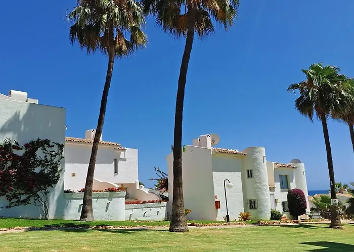 Flores Del Mar Апартаменты *